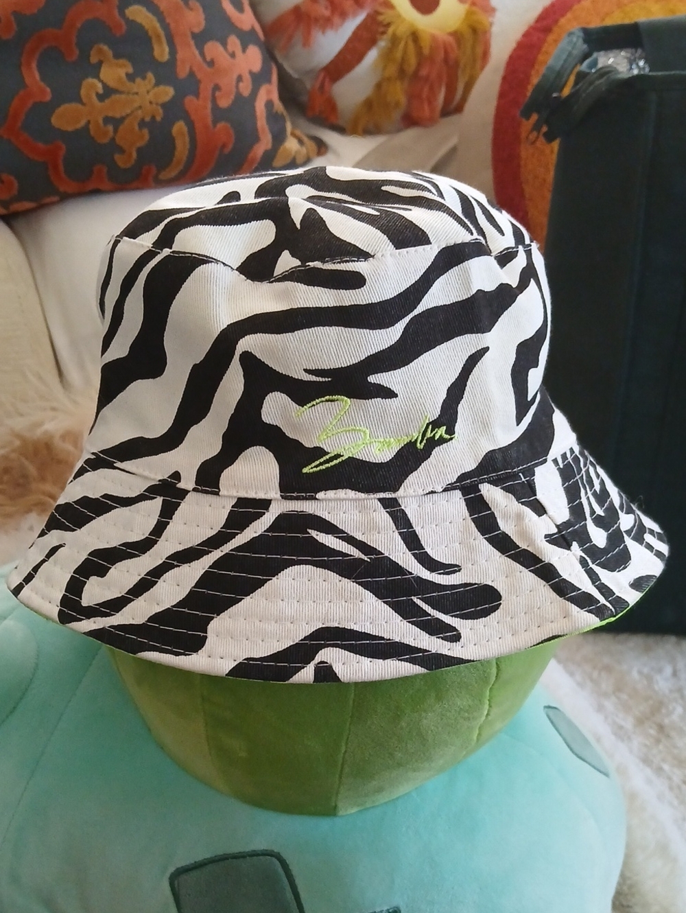Bambola Zebra Print Bucket Hat with Reversible Neon